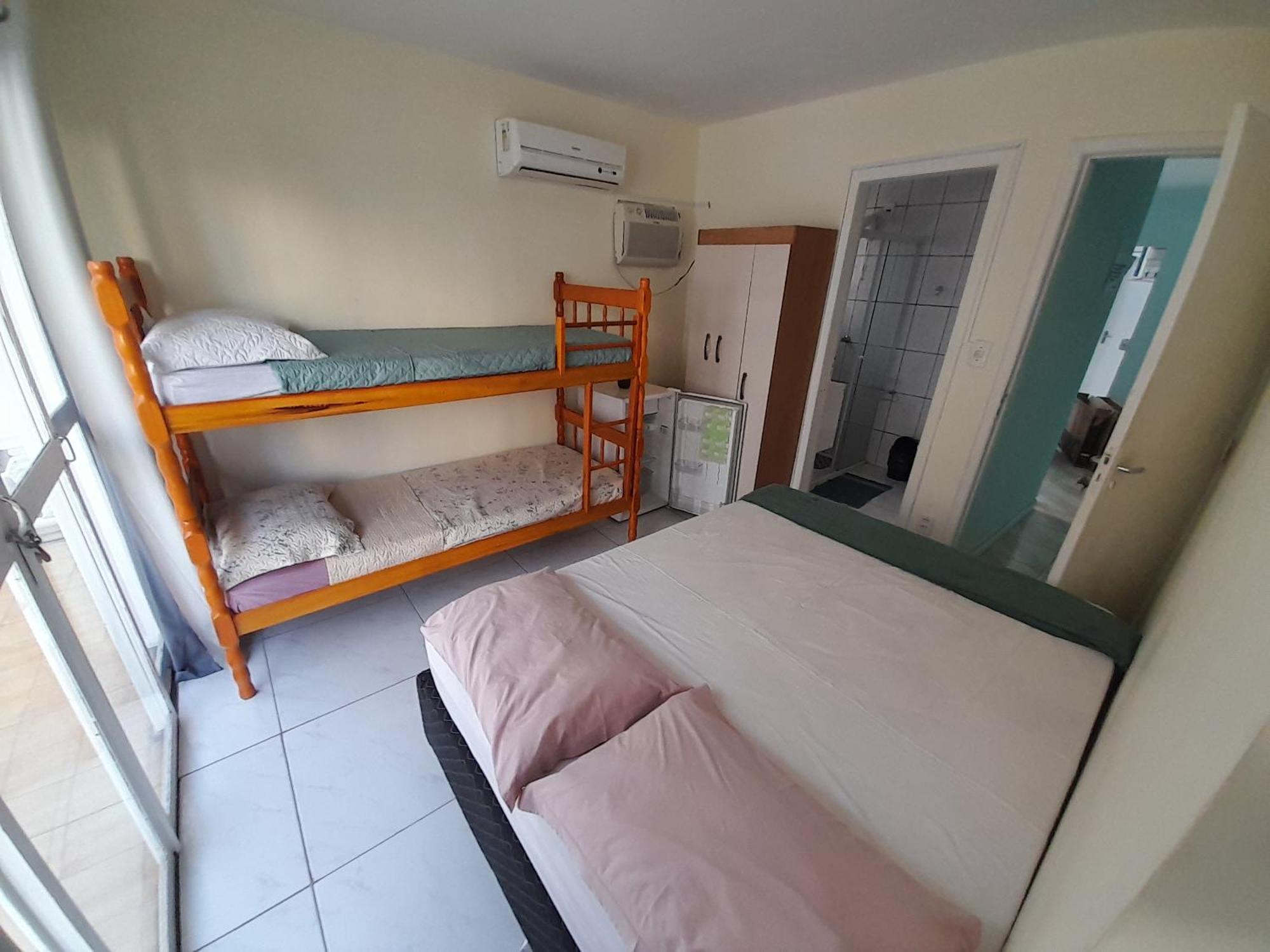 Albergue Cafe Com Margarida 150 Metros Do Mar Rua Do Calcadao Da Balneario Camboriu
